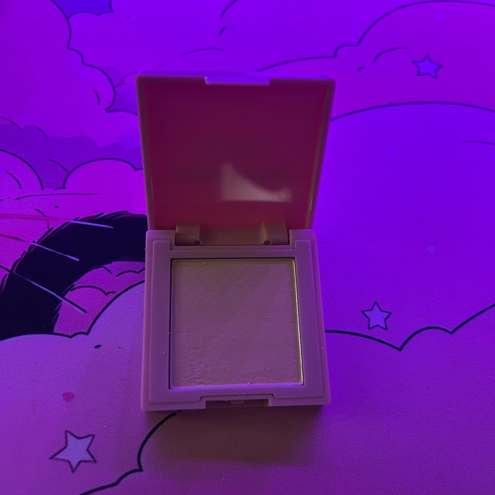 Highlighter Compact - Subtle Glow 🌟